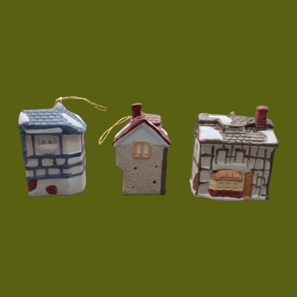 Old english village christmas ornaments set of 3 - Picture 5 of 8